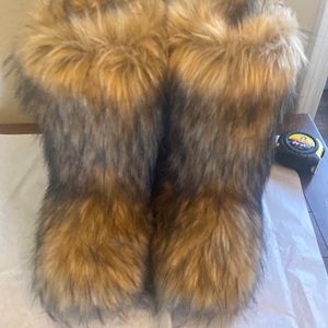 BearPaw boots
